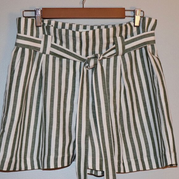 LAGENCE Pants - LAGENCE Alex Paperbag Shorts Size 10